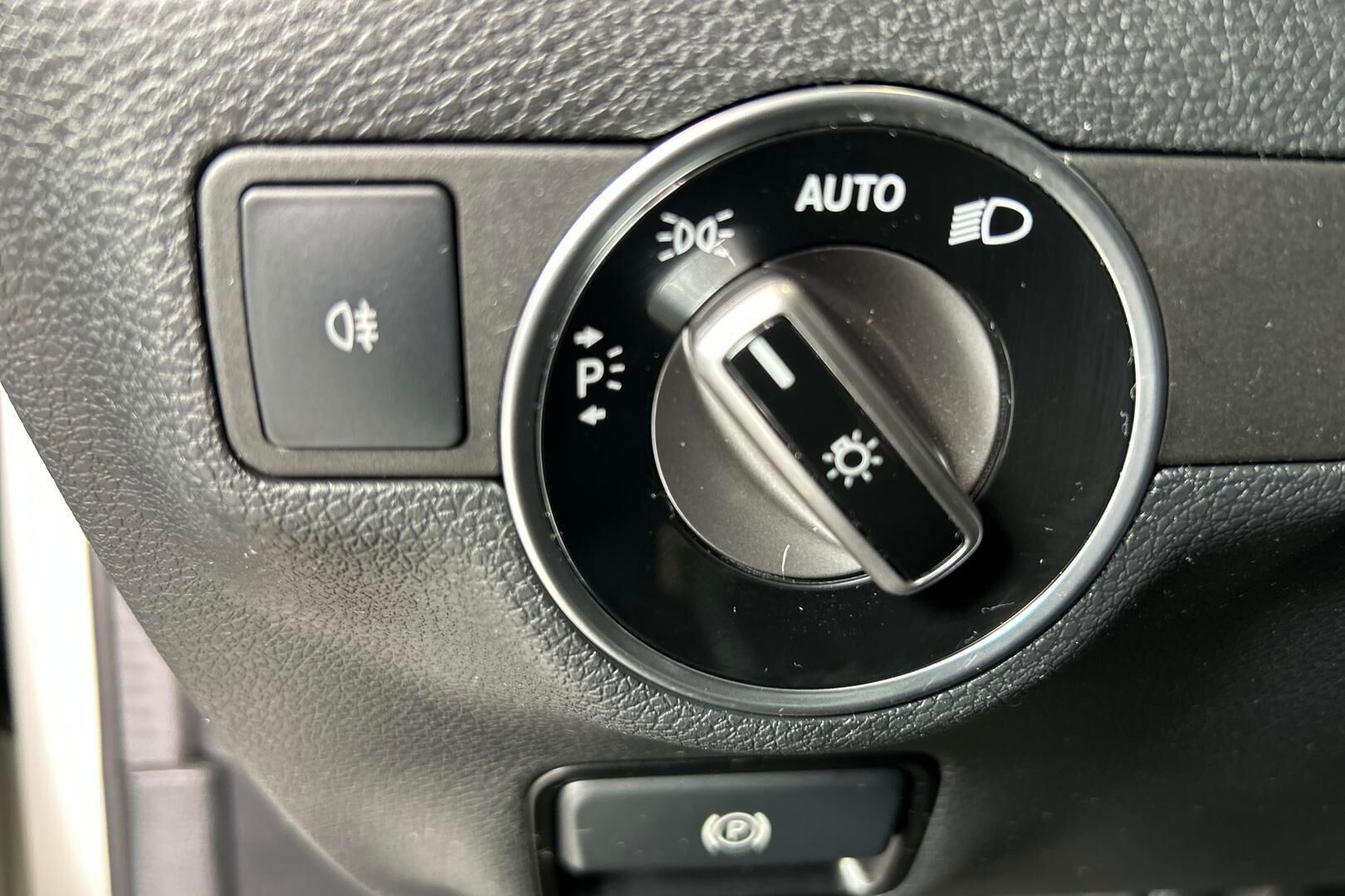 Mercedes-Benz A iso kuva 26