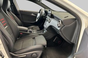 Mercedes-Benz A esikatselu 32