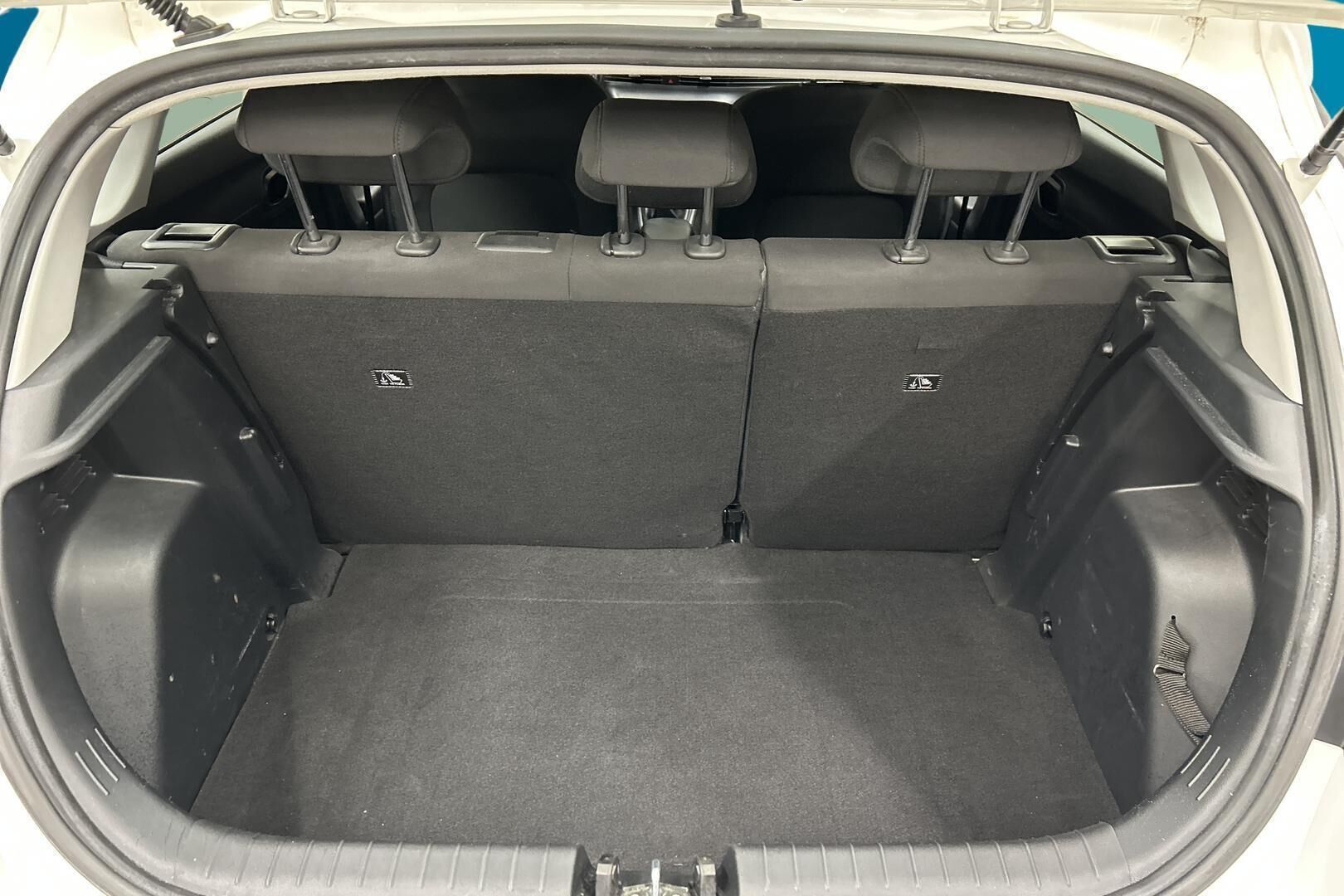 Hyundai i20 Hatchback iso kuva 12