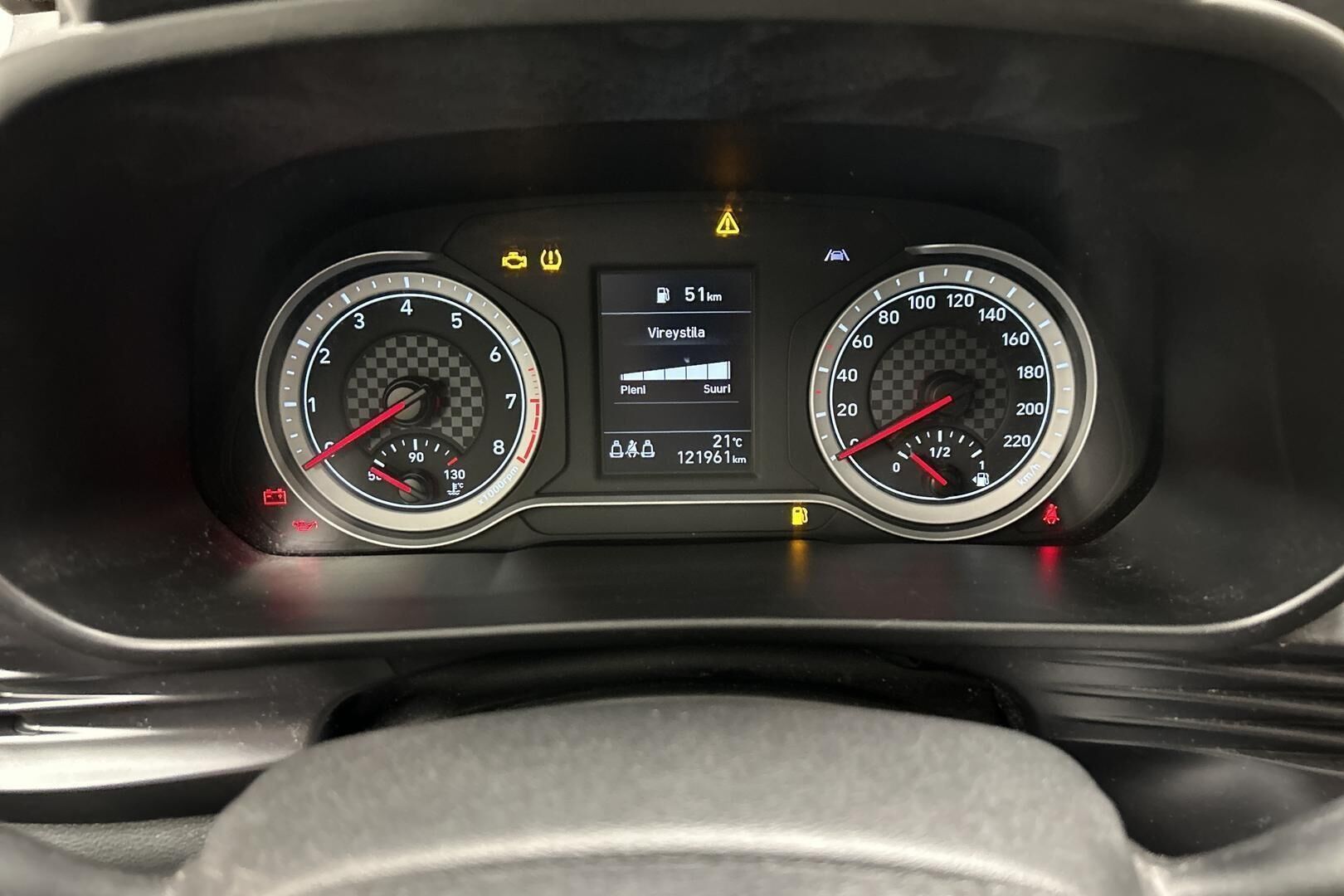 Hyundai i20 Hatchback iso kuva 14