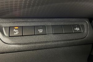 Peugeot 208 esikatselu 14