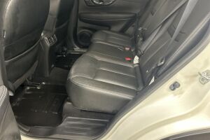 Nissan X-Trail esikatselu 10