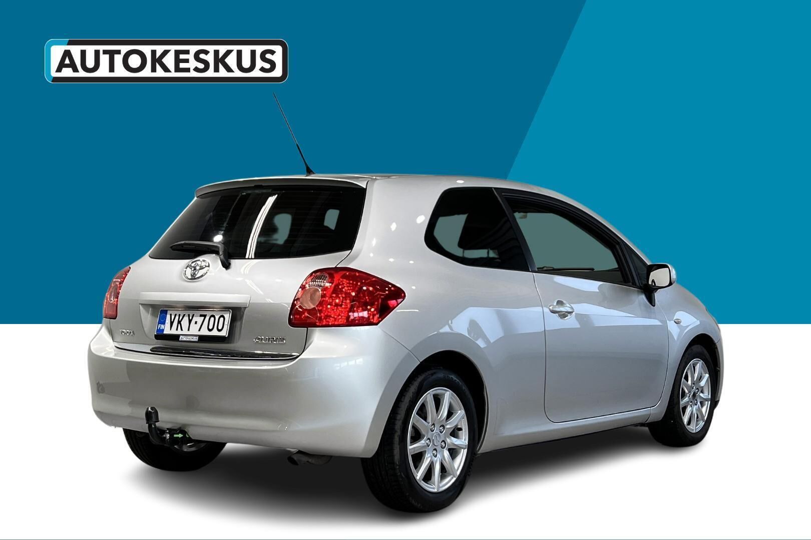 Toyota Auris iso kuva 5