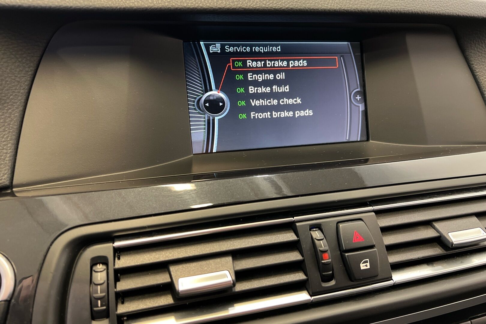 BMW 5-SARJA iso kuva 16