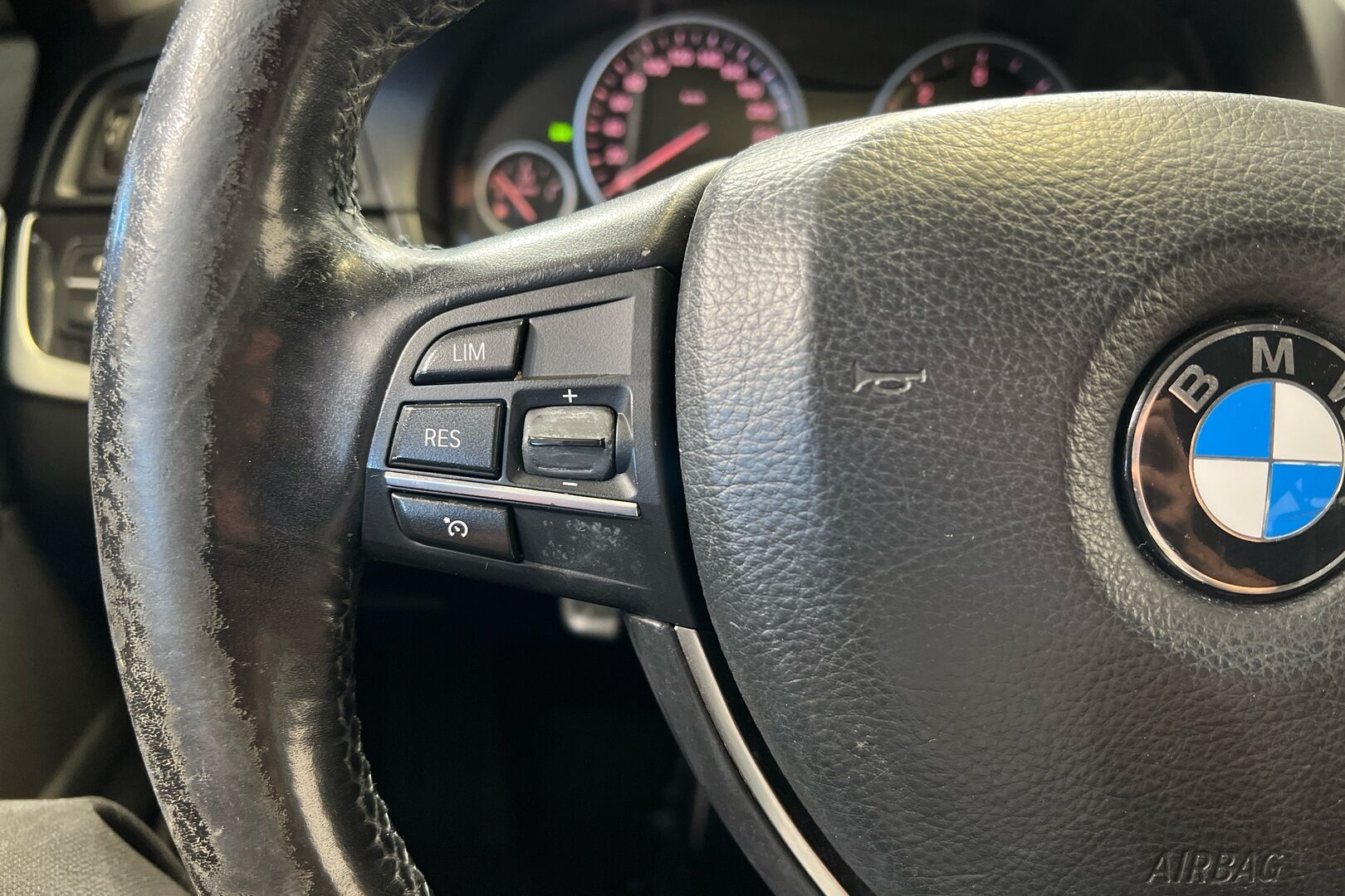BMW 5-SARJA iso kuva 20