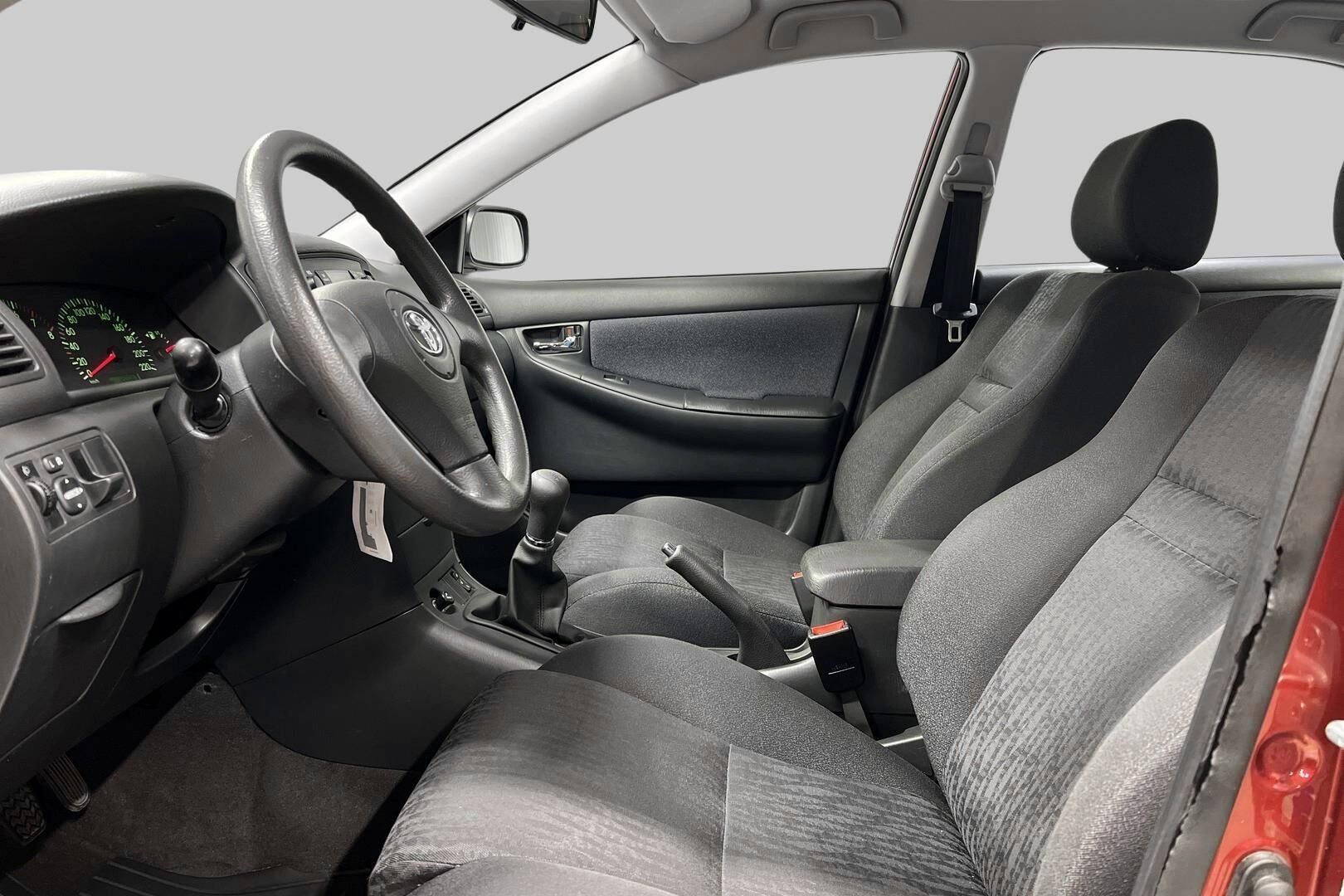 Toyota Corolla iso kuva 9