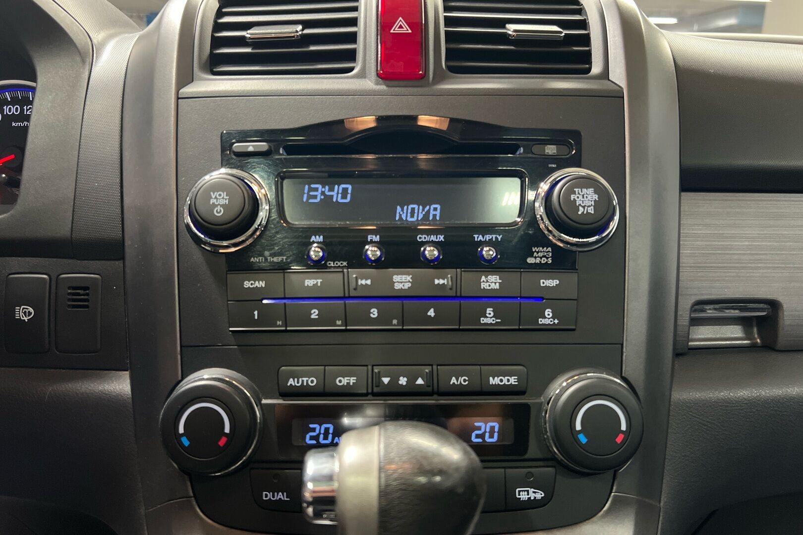 Honda CR-V iso kuva 11