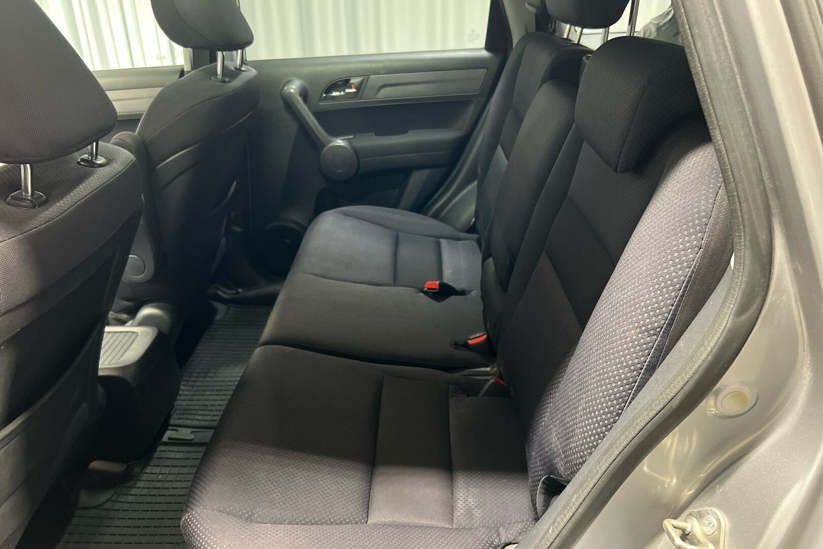 Honda CR-V iso kuva 8