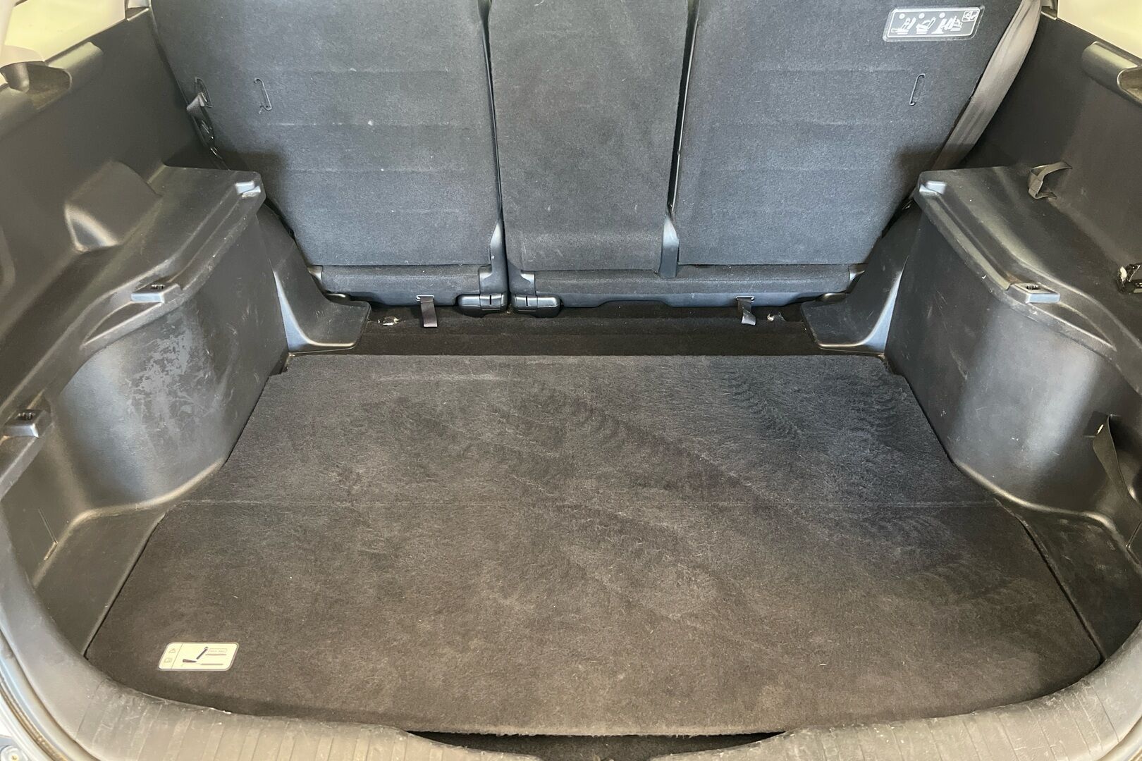 Honda CR-V iso kuva 9