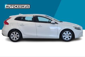 Volvo V40 esikatselu 3
