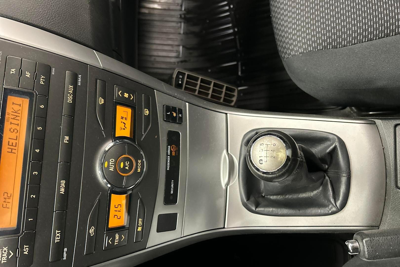 Toyota Corolla iso kuva 17