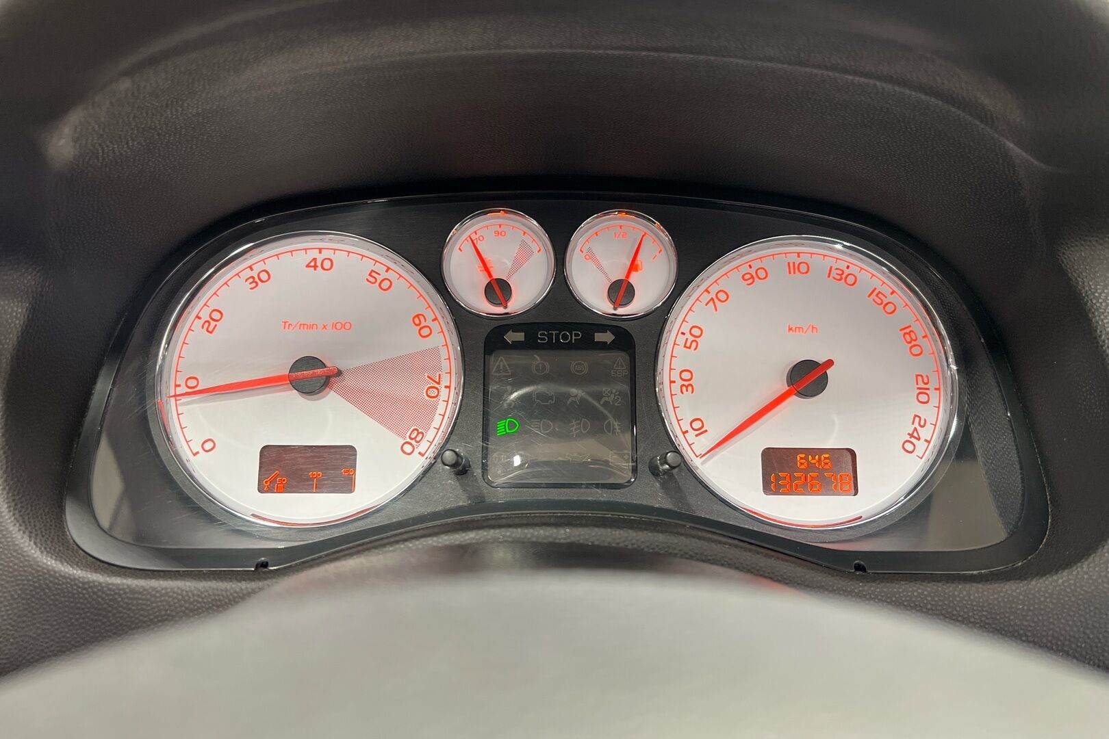 Peugeot 307 iso kuva 9
