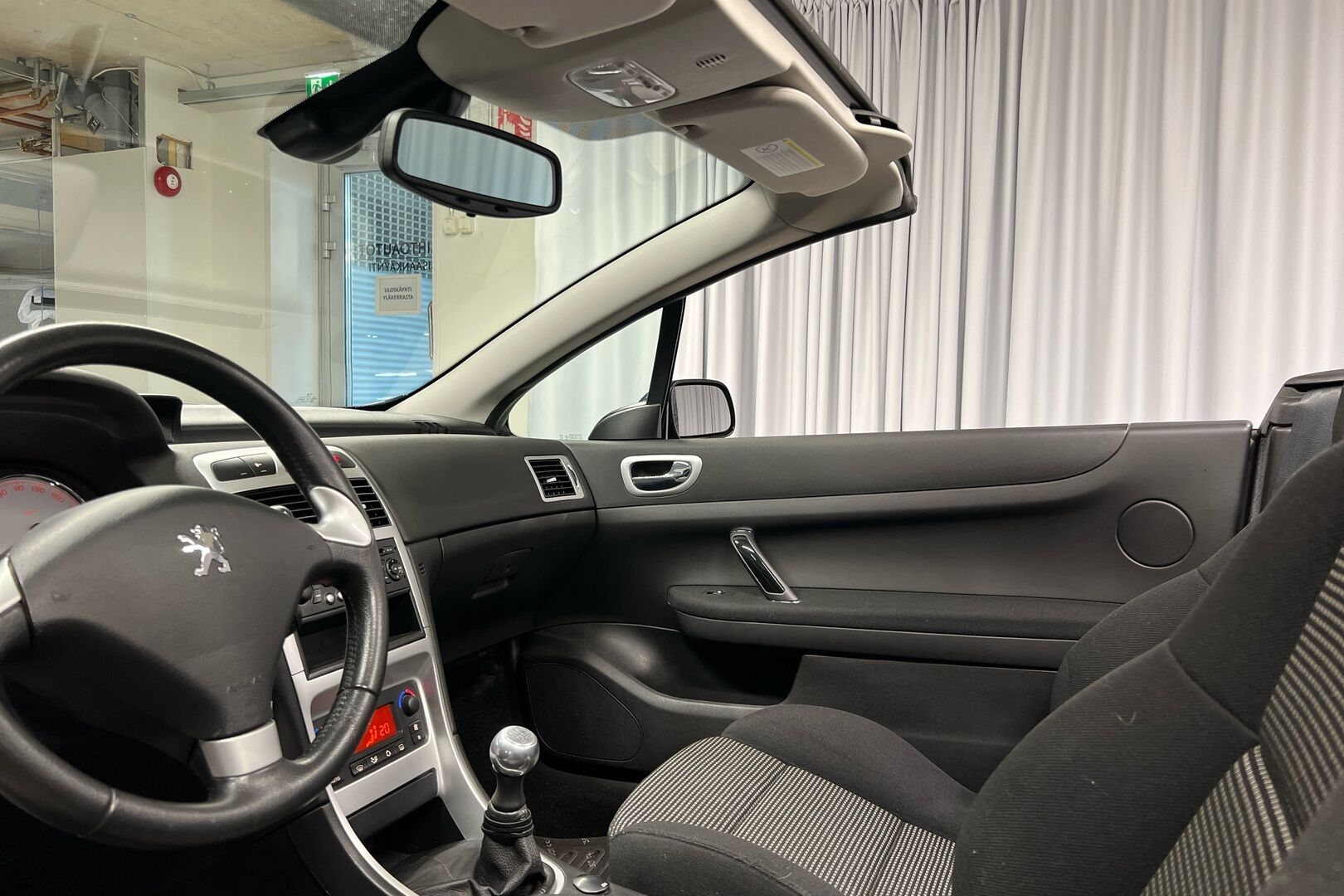 Peugeot 307 iso kuva 13