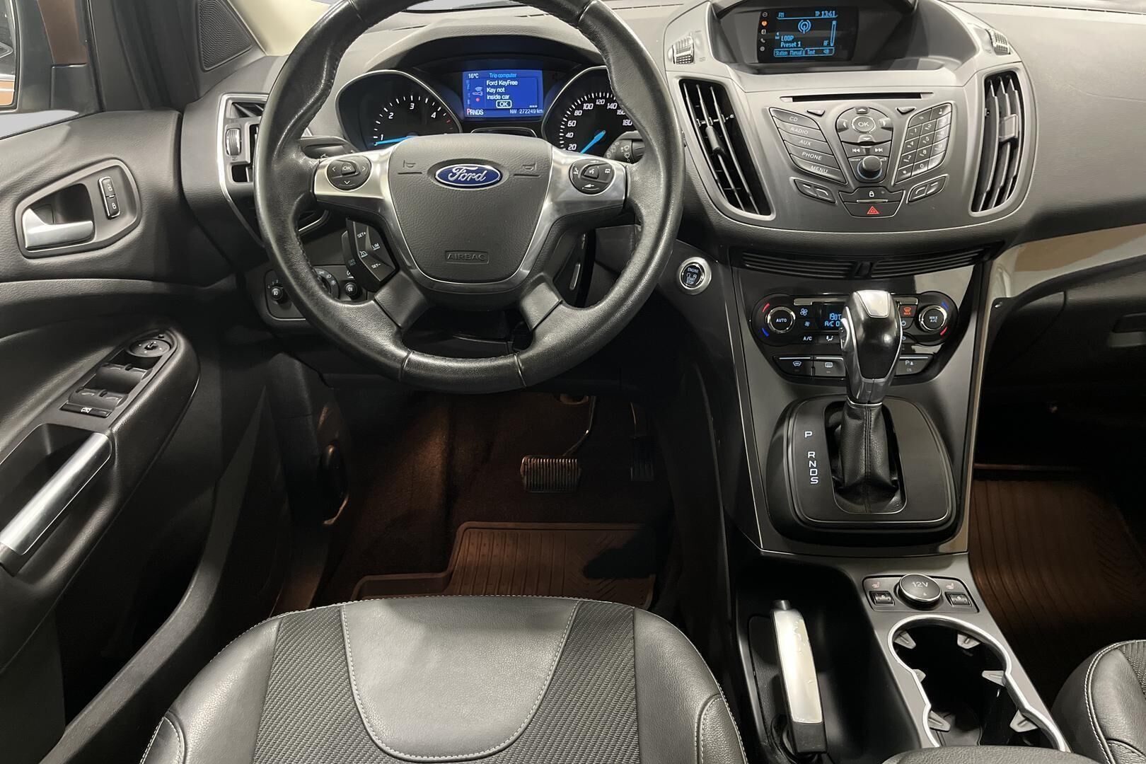 Ford Kuga iso kuva 11