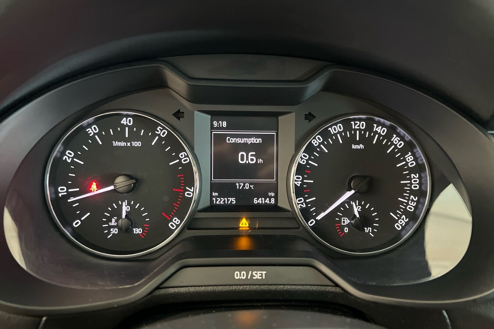 Skoda Octavia iso kuva 9