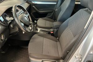 Skoda Octavia esikatselu 8