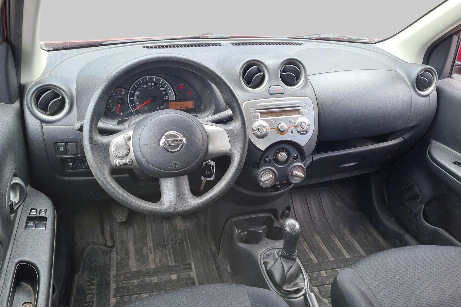 Nissan Micra iso kuva 1
