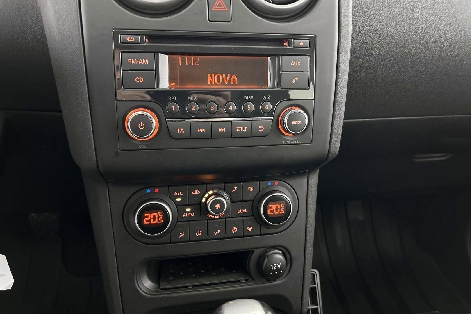 Nissan Qashqai iso kuva 17
