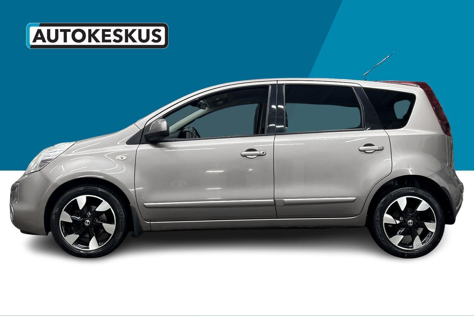 Nissan Note iso kuva 8