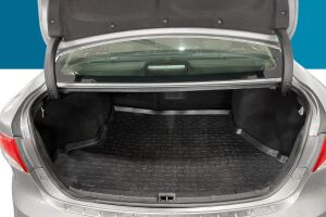 Toyota Avensis esikatselu 12