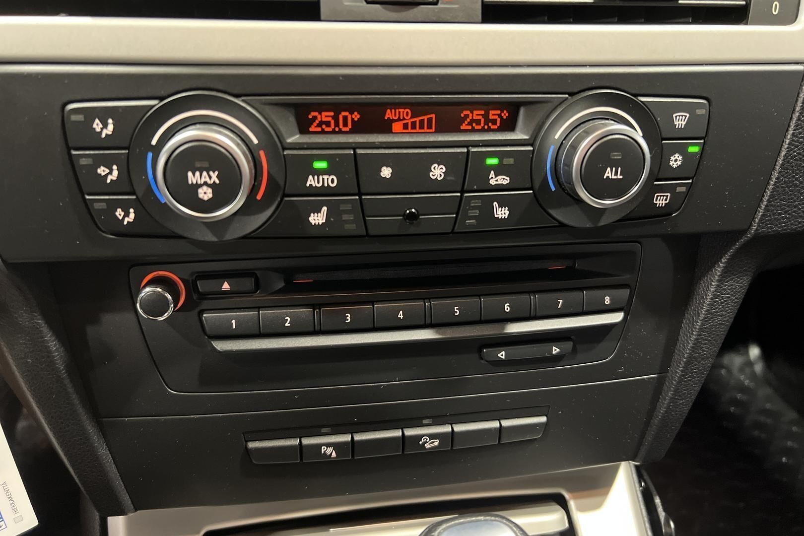 BMW 3-sarja iso kuva 19