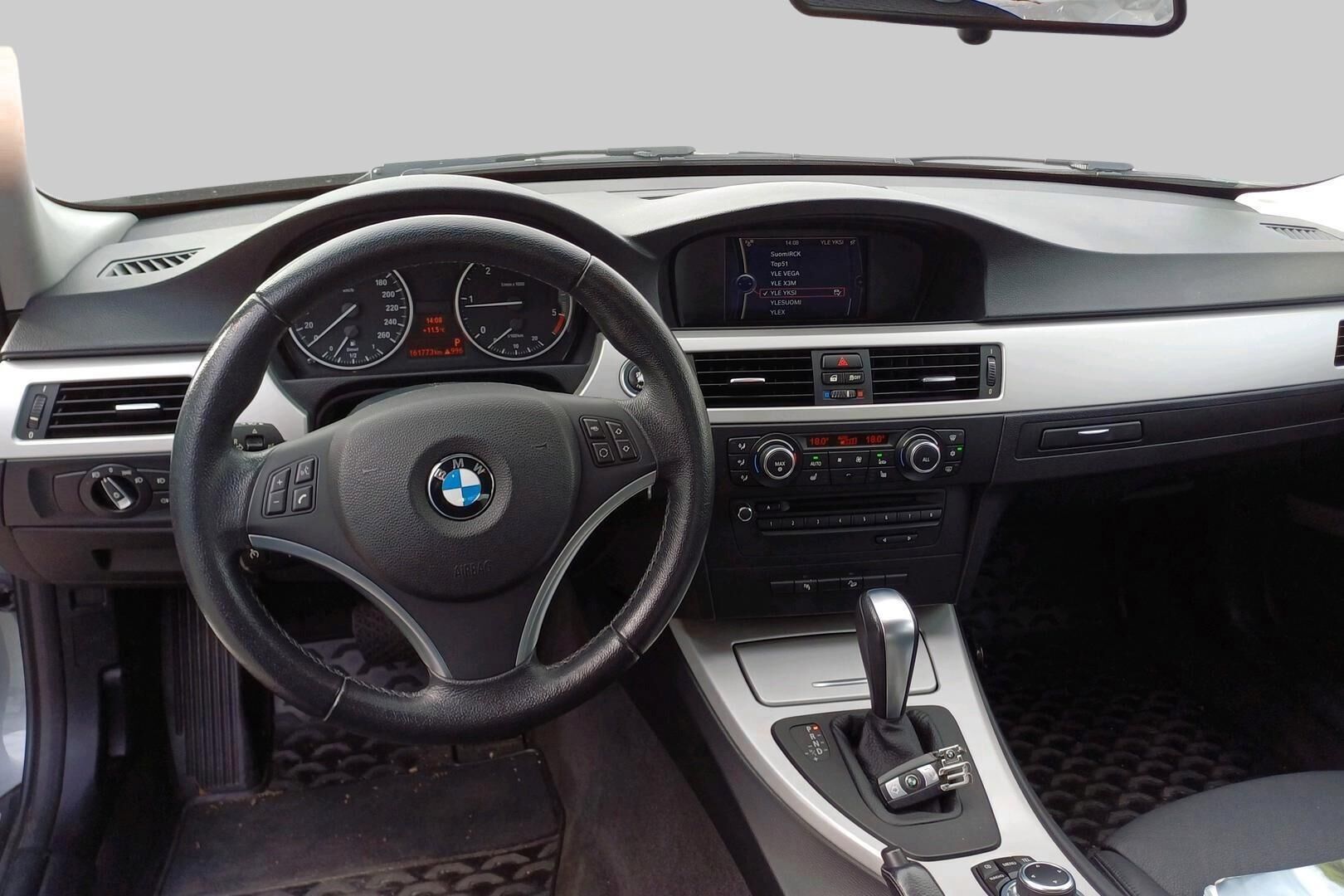 BMW 3-sarja iso kuva 2