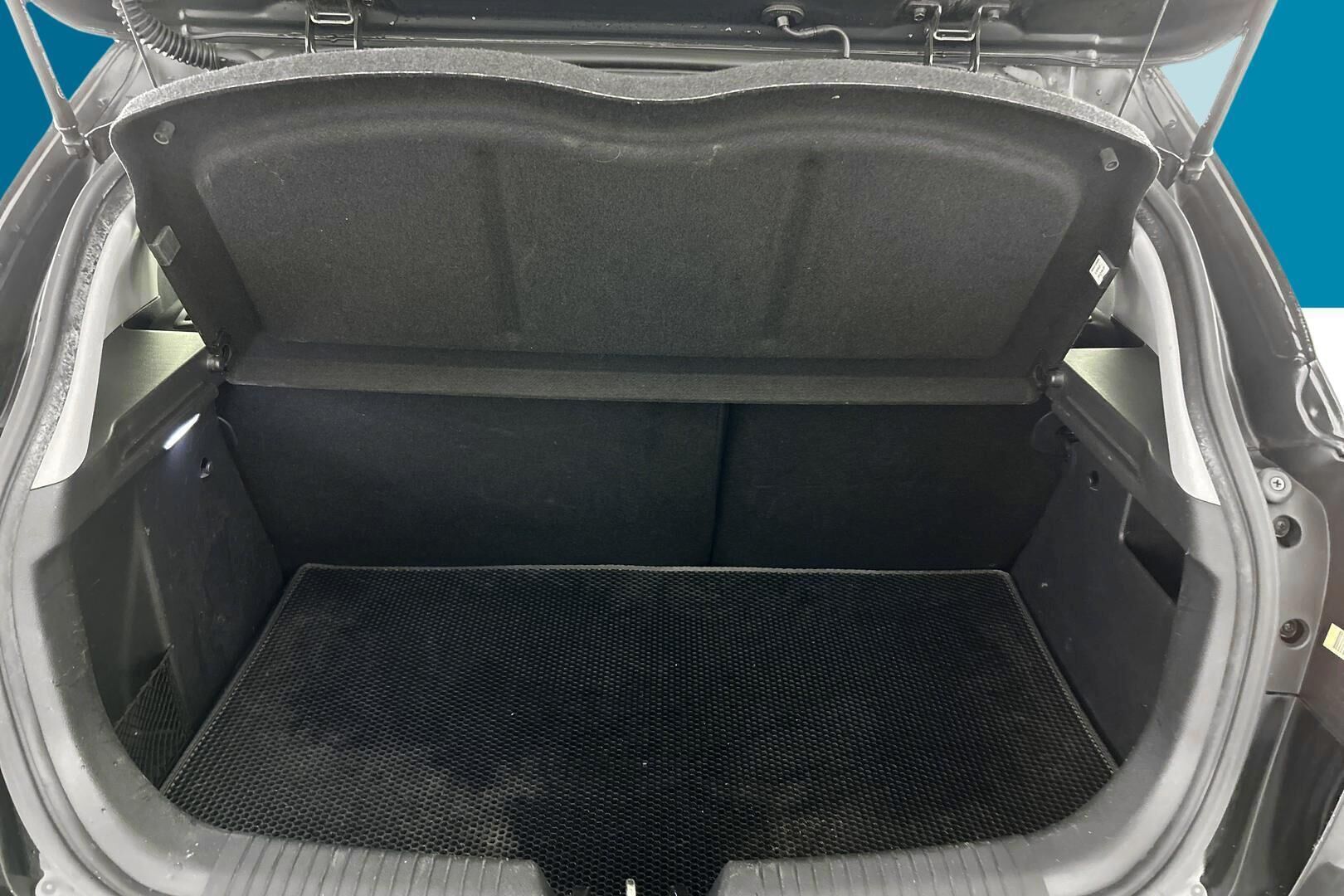 Kia Rio iso kuva 11