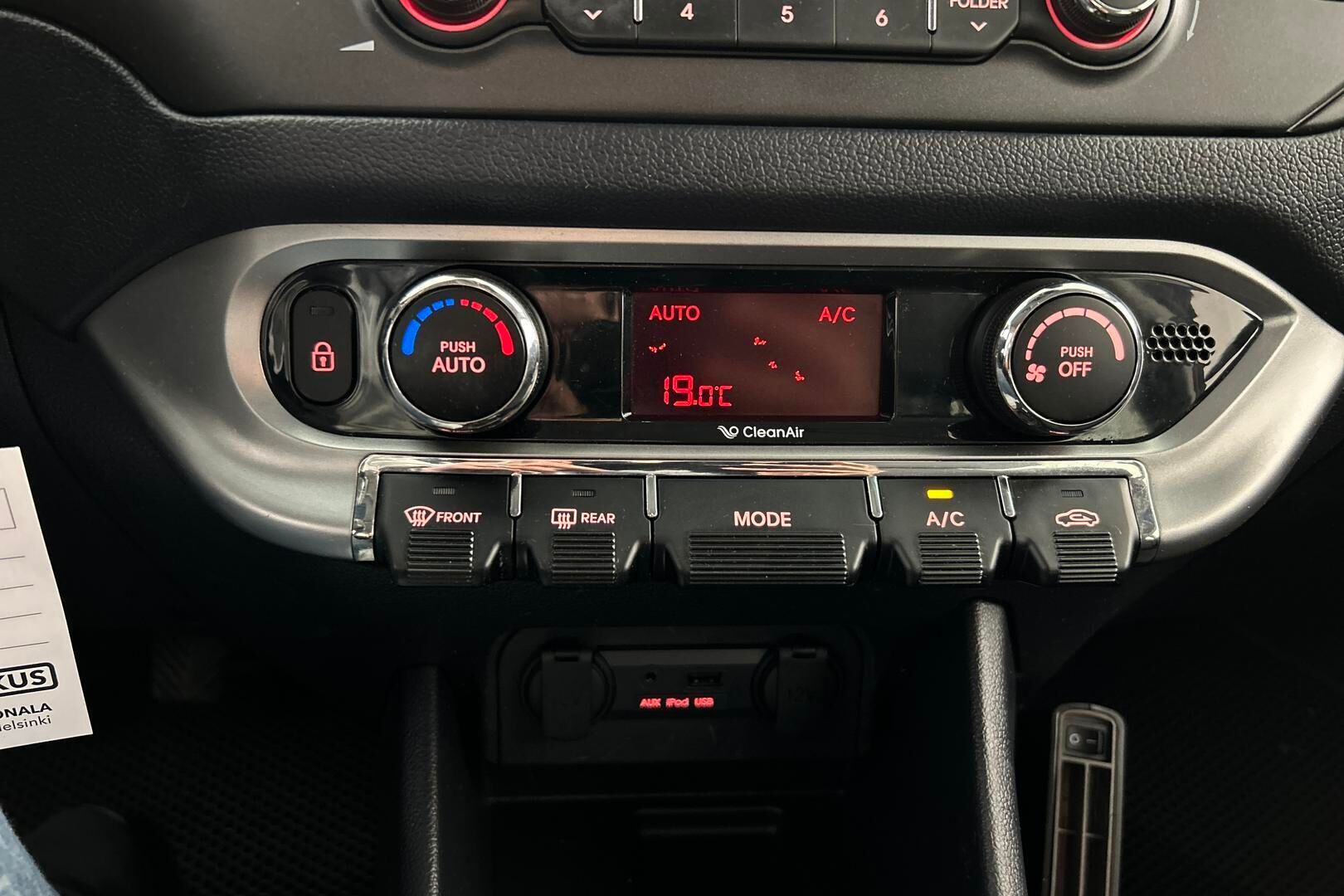 Kia Rio iso kuva 22
