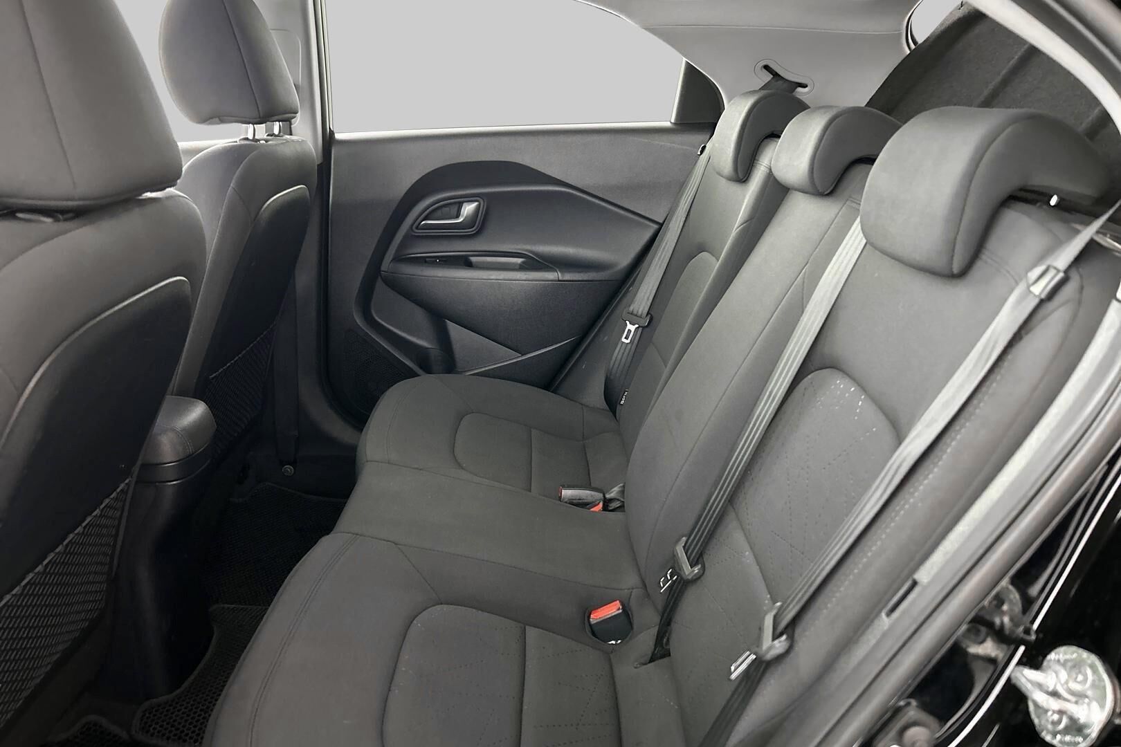 Kia Rio iso kuva 9