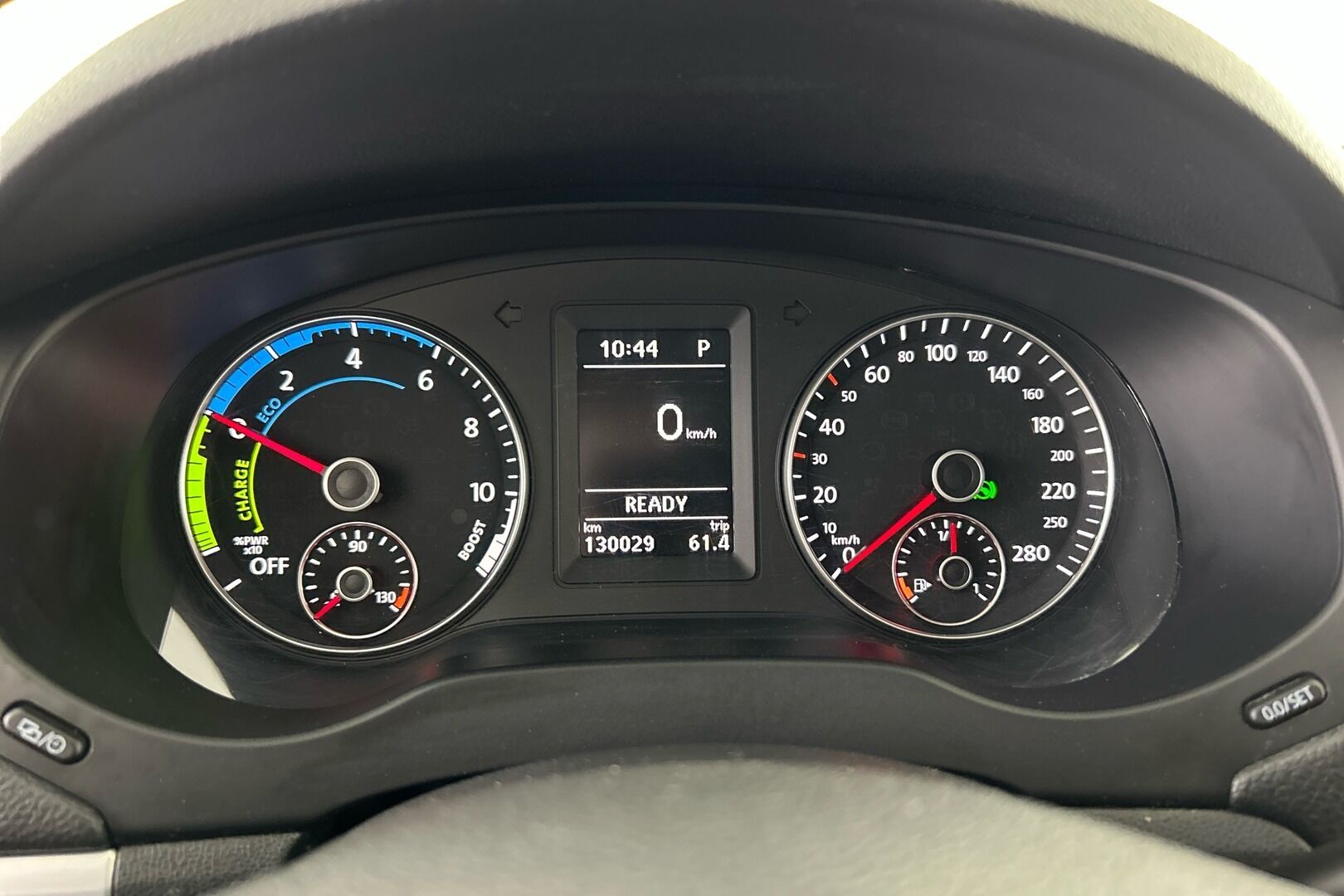 Volkswagen Jetta iso kuva 10