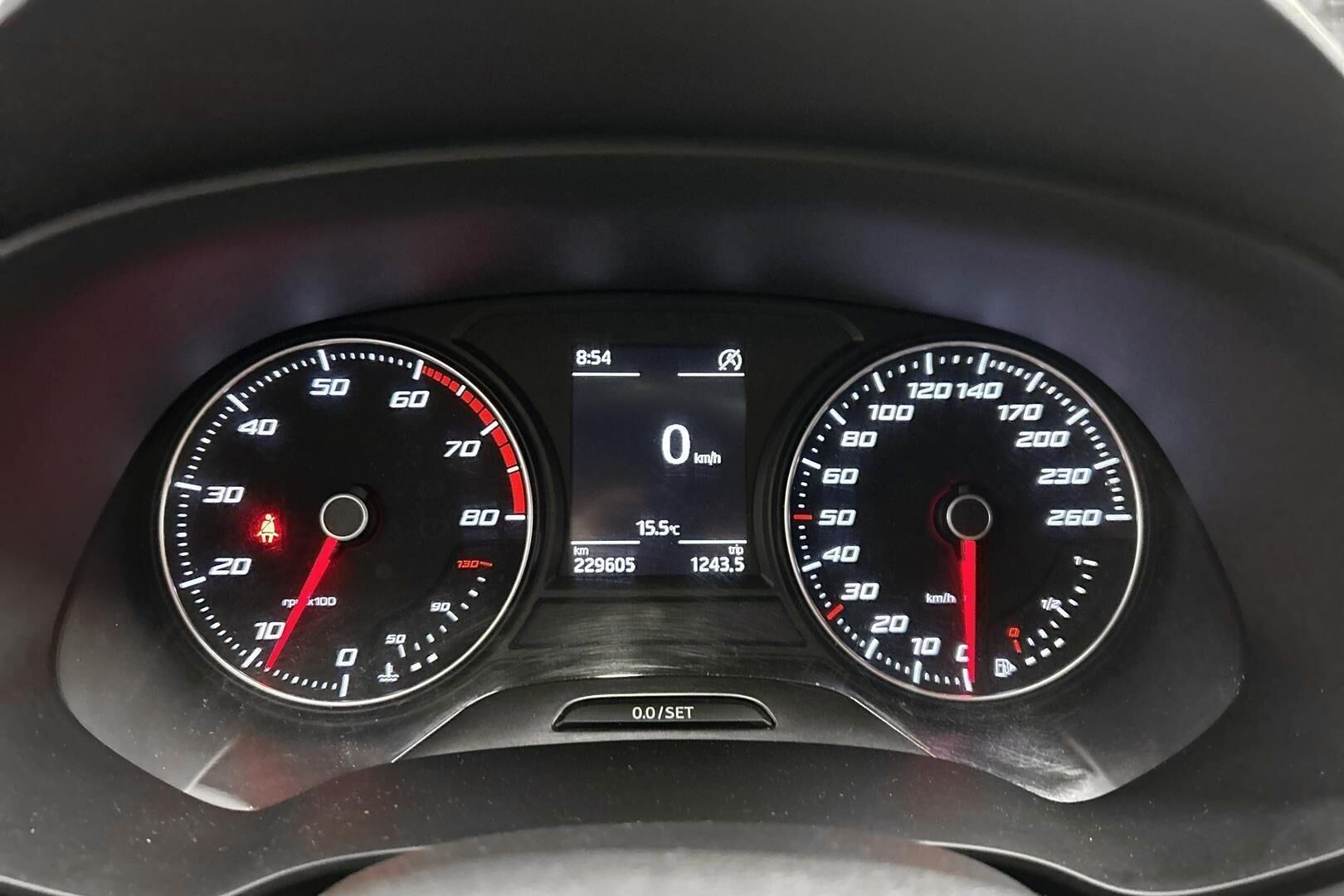 Seat Leon ST iso kuva 8