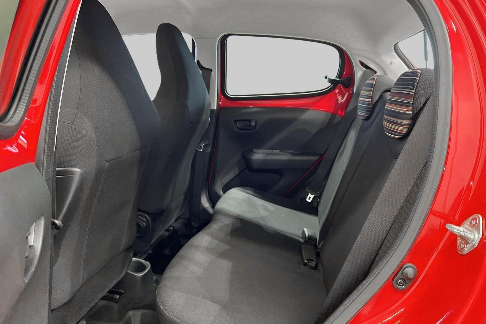 Citroen C1 iso kuva 10