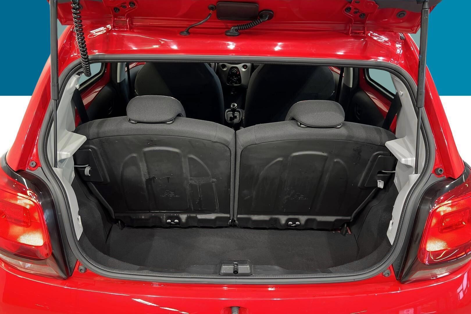 Citroen C1 iso kuva 12