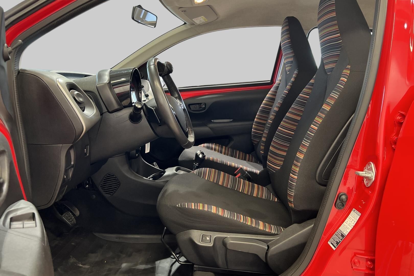 Citroen C1 iso kuva 9