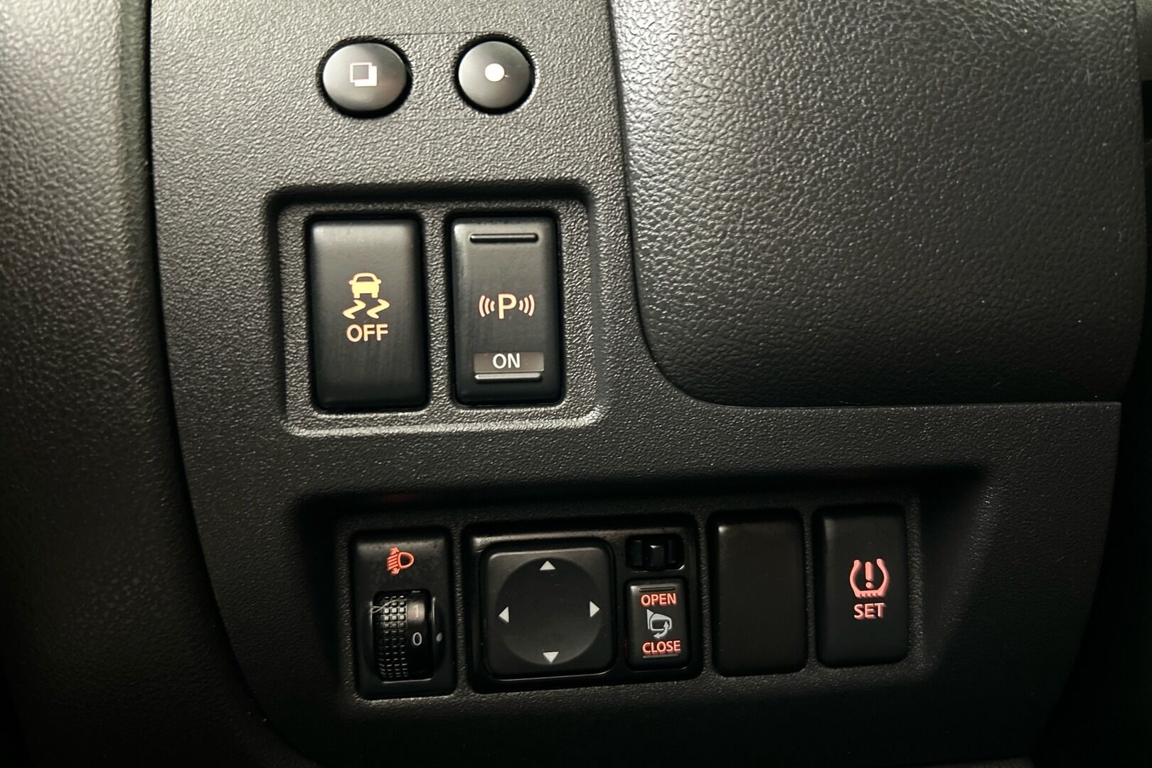 Nissan Micra iso kuva 10