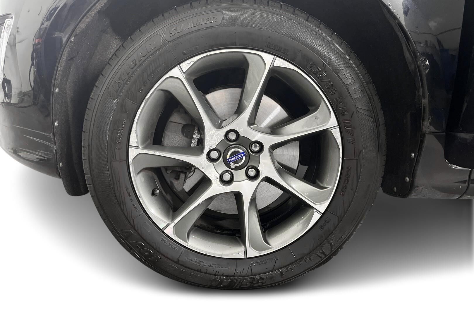 Volvo XC60 iso kuva 11