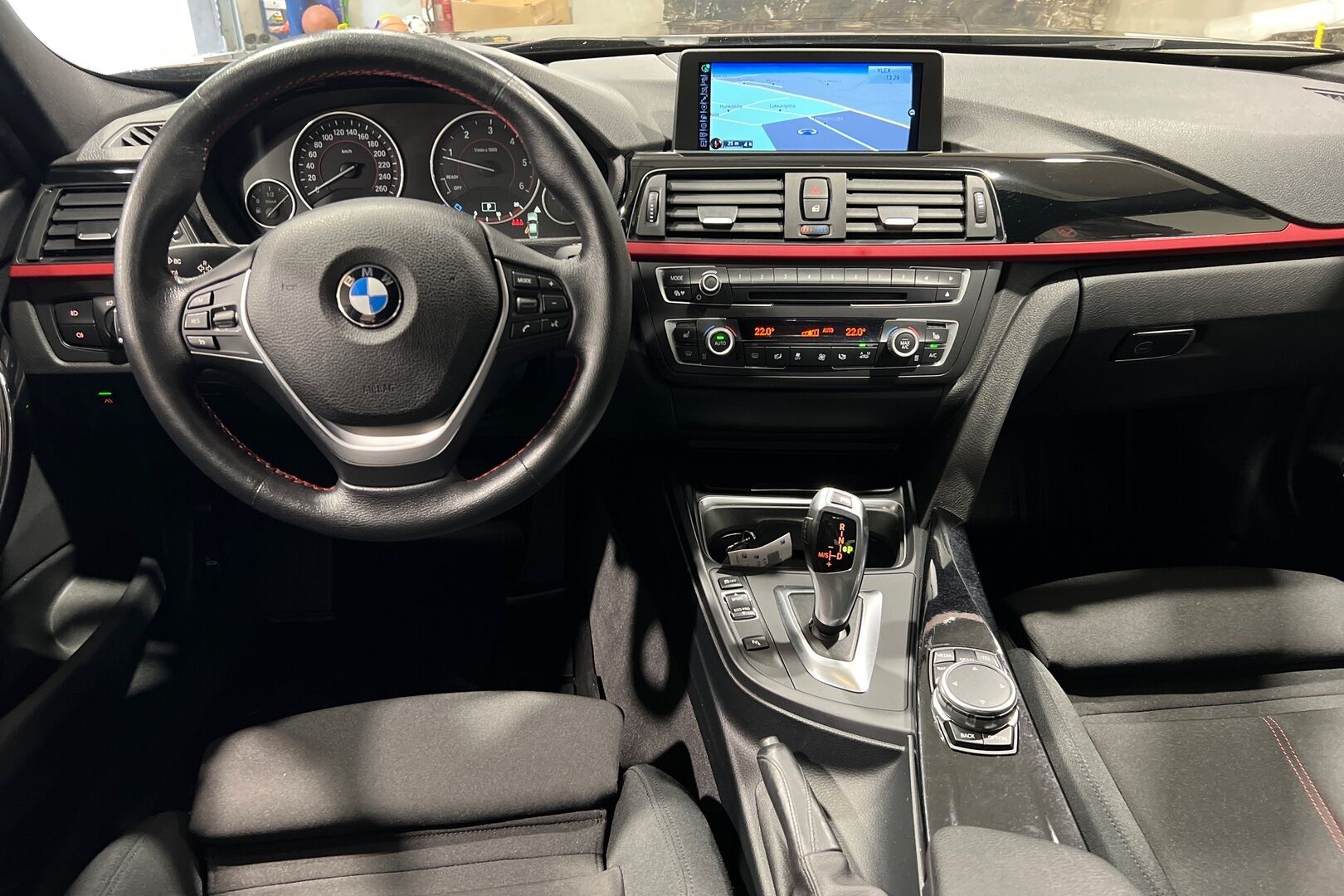 BMW 3-sarja iso kuva 5