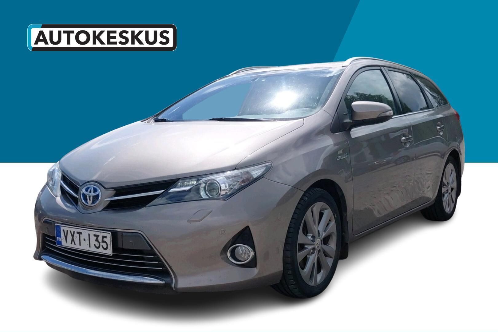 Toyota Auris iso kuva 0