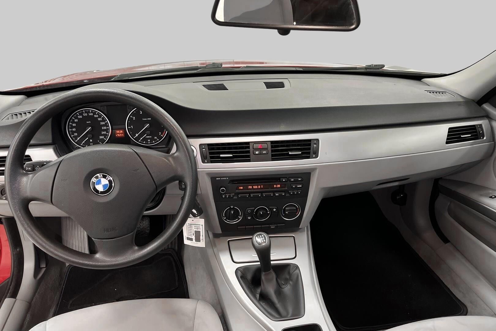 BMW 3-sarja iso kuva 10