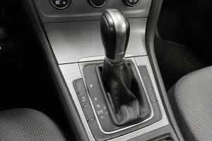 Volkswagen Golf esikatselu 16