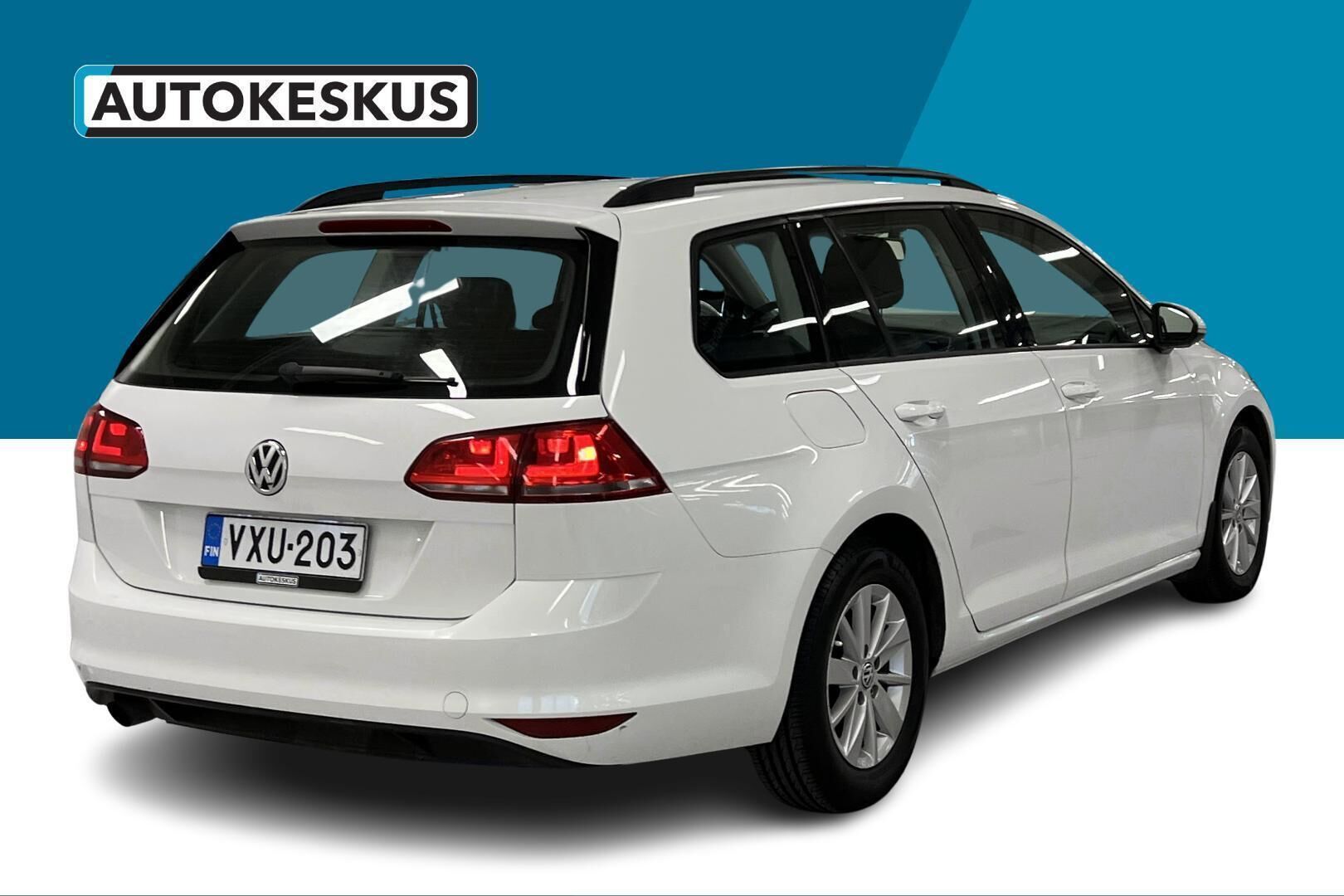 Volkswagen Golf iso kuva 4