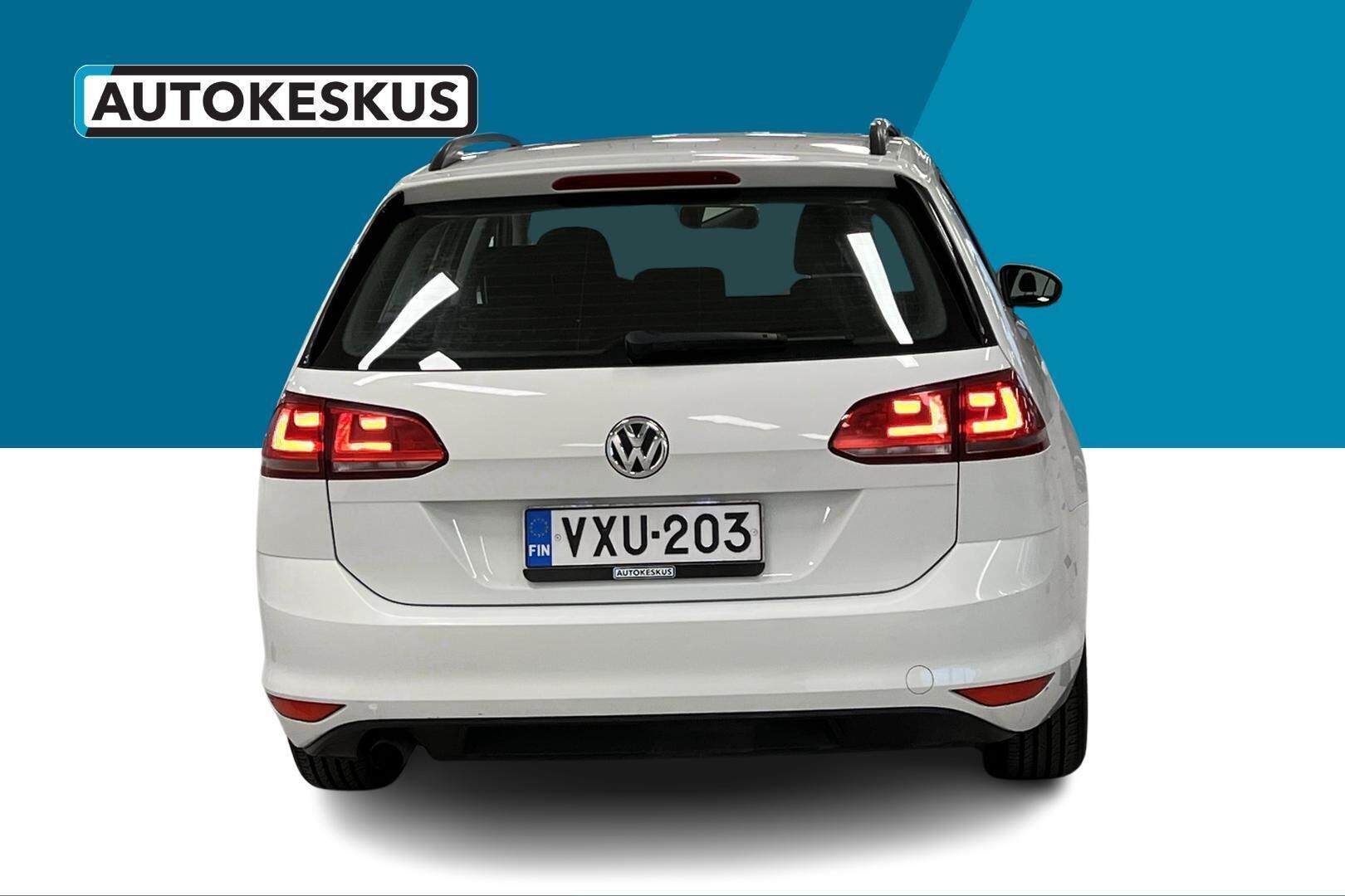 Volkswagen Golf iso kuva 5