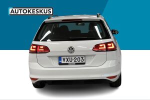 Volkswagen Golf esikatselu 5