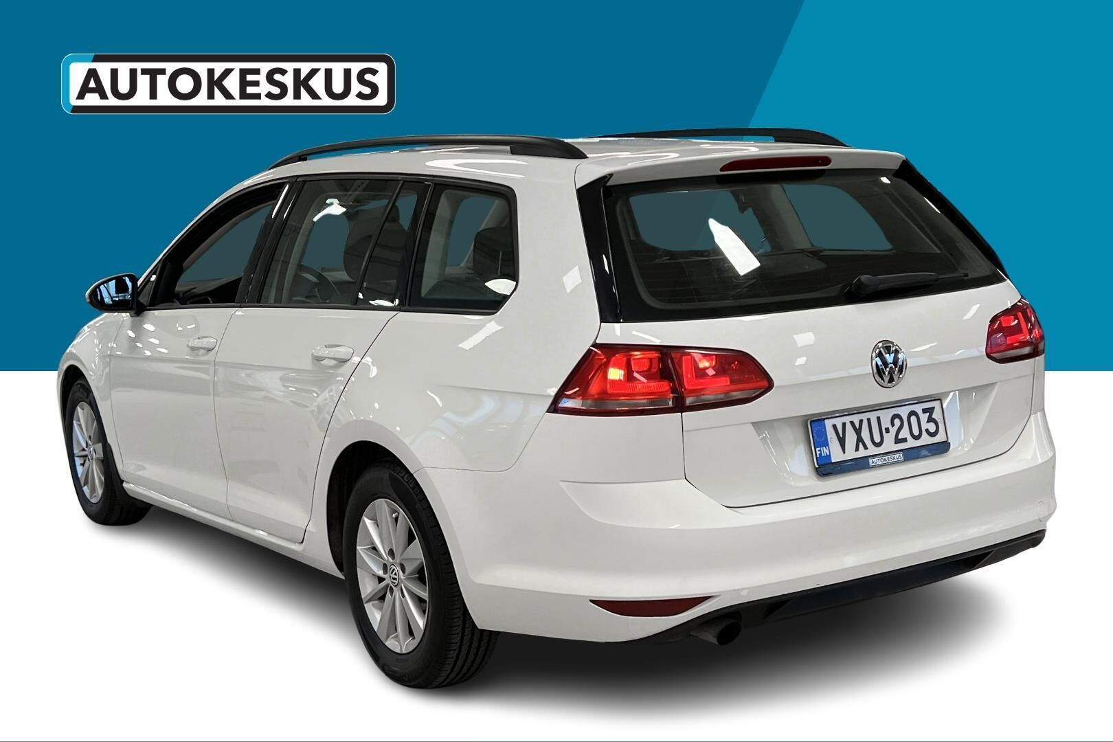 Volkswagen Golf iso kuva 6