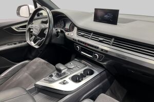 Audi Q7 esikatselu 33