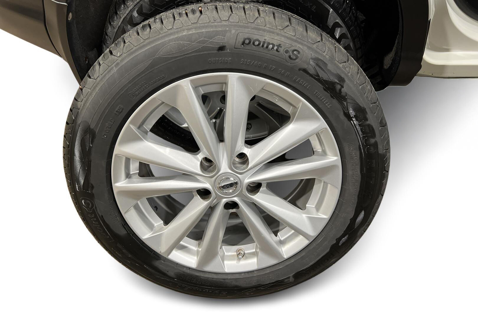 Nissan Qashqai iso kuva 20