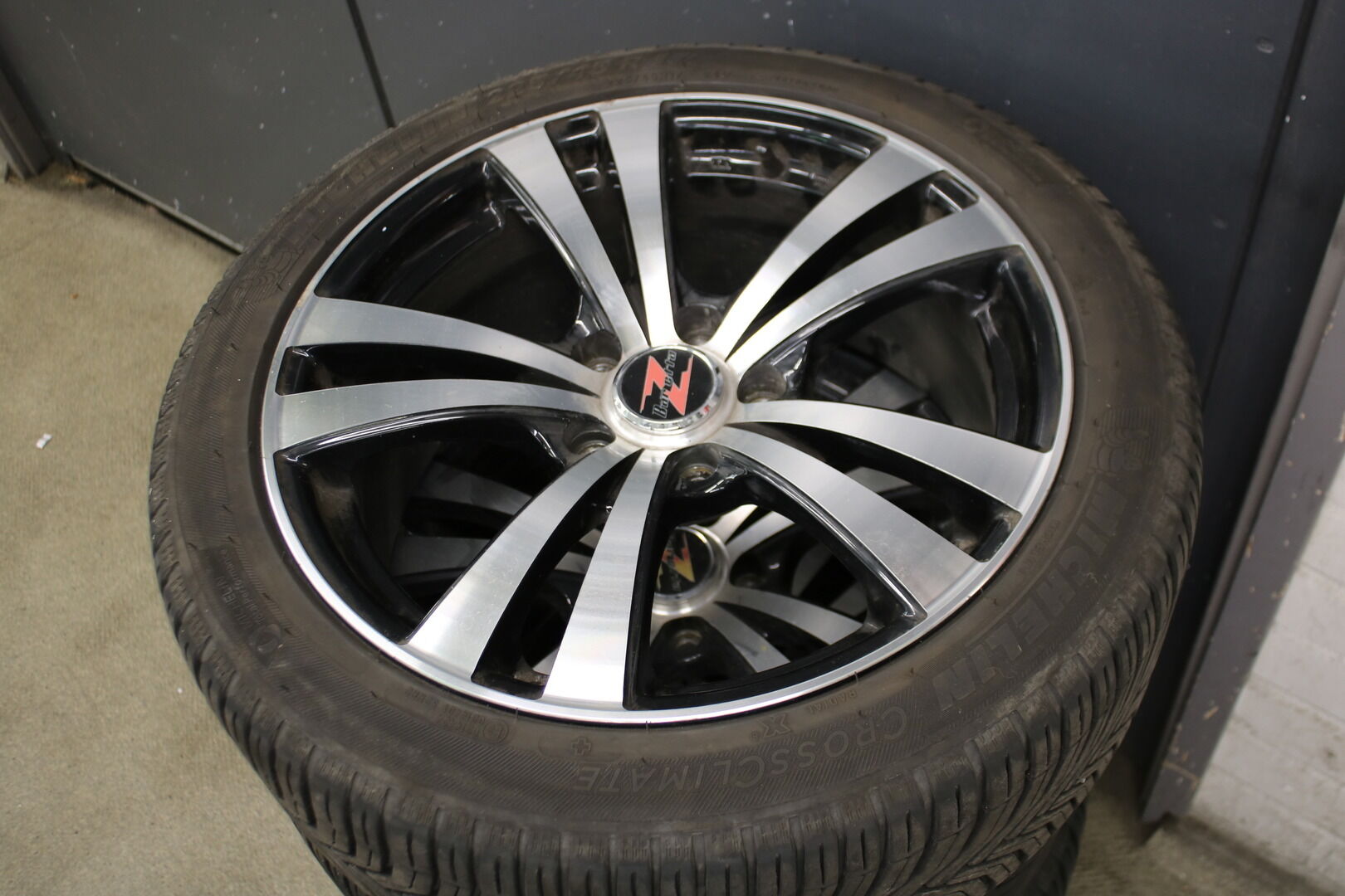 Skoda Superb iso kuva 8