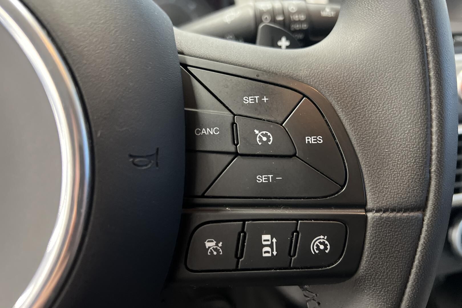 Fiat 500X iso kuva 21