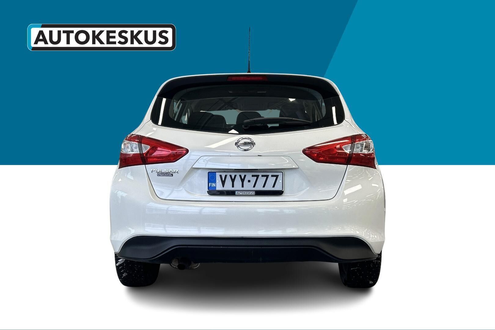 Nissan Pulsar iso kuva 5