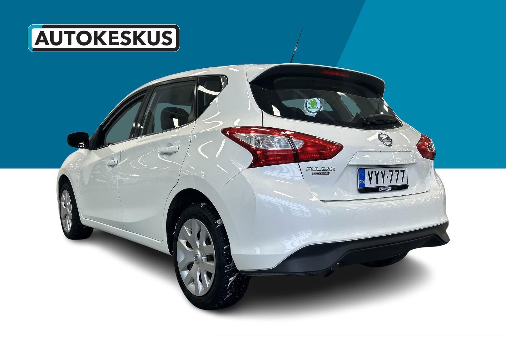 Nissan Pulsar iso kuva 6